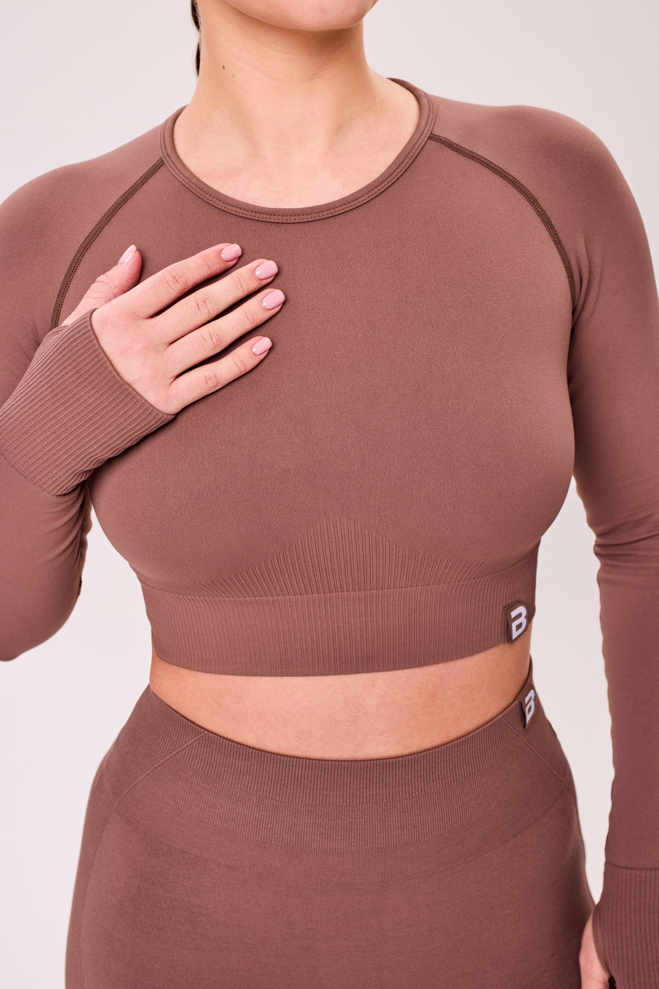 SEAMLESS LONG-SLEEVE CROP Női hosszú ujjú felső